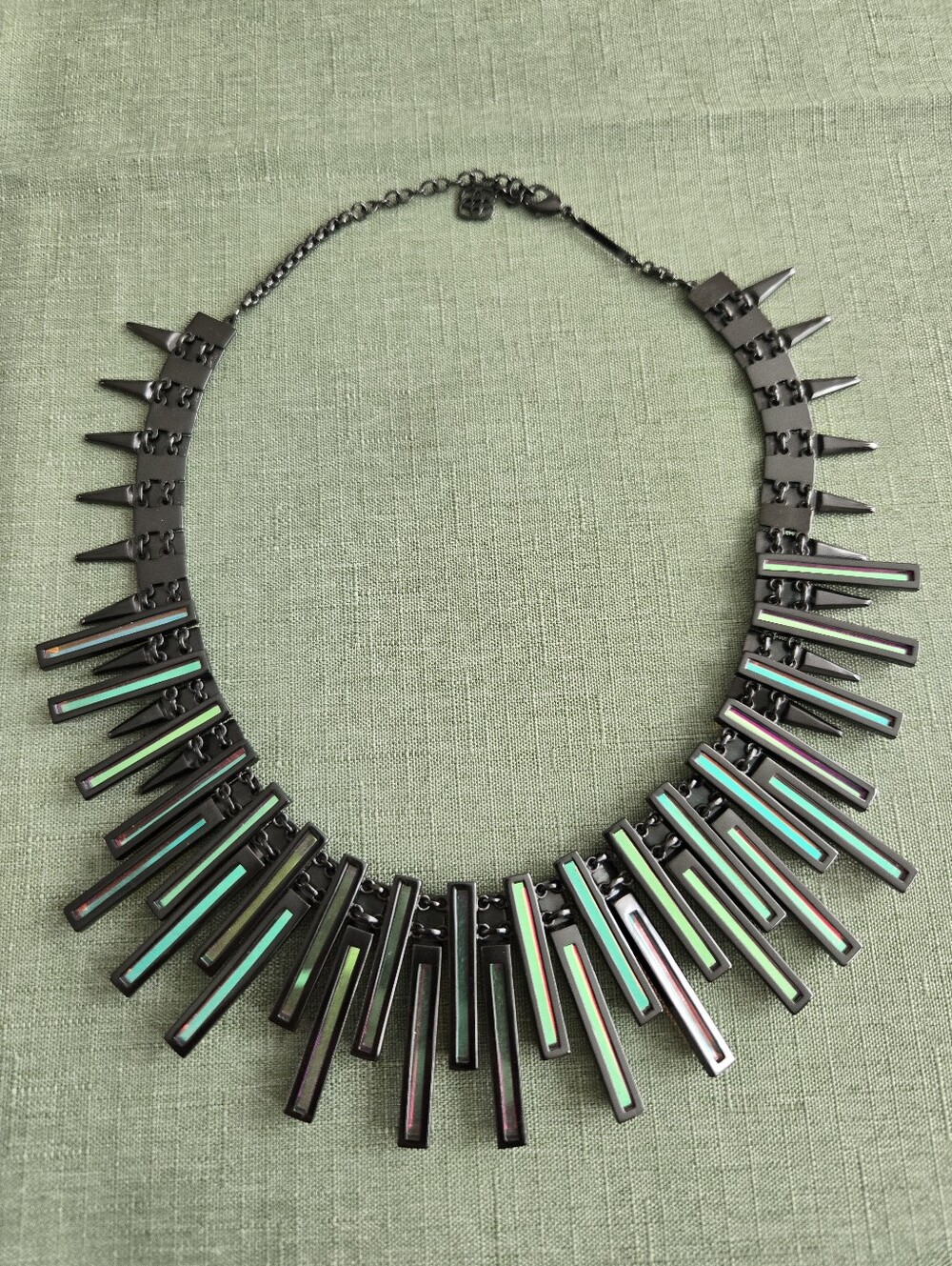 Kendra Scott Kaplan statement necklace gunmetal and dichroic glass. - Picture 4 of 5
